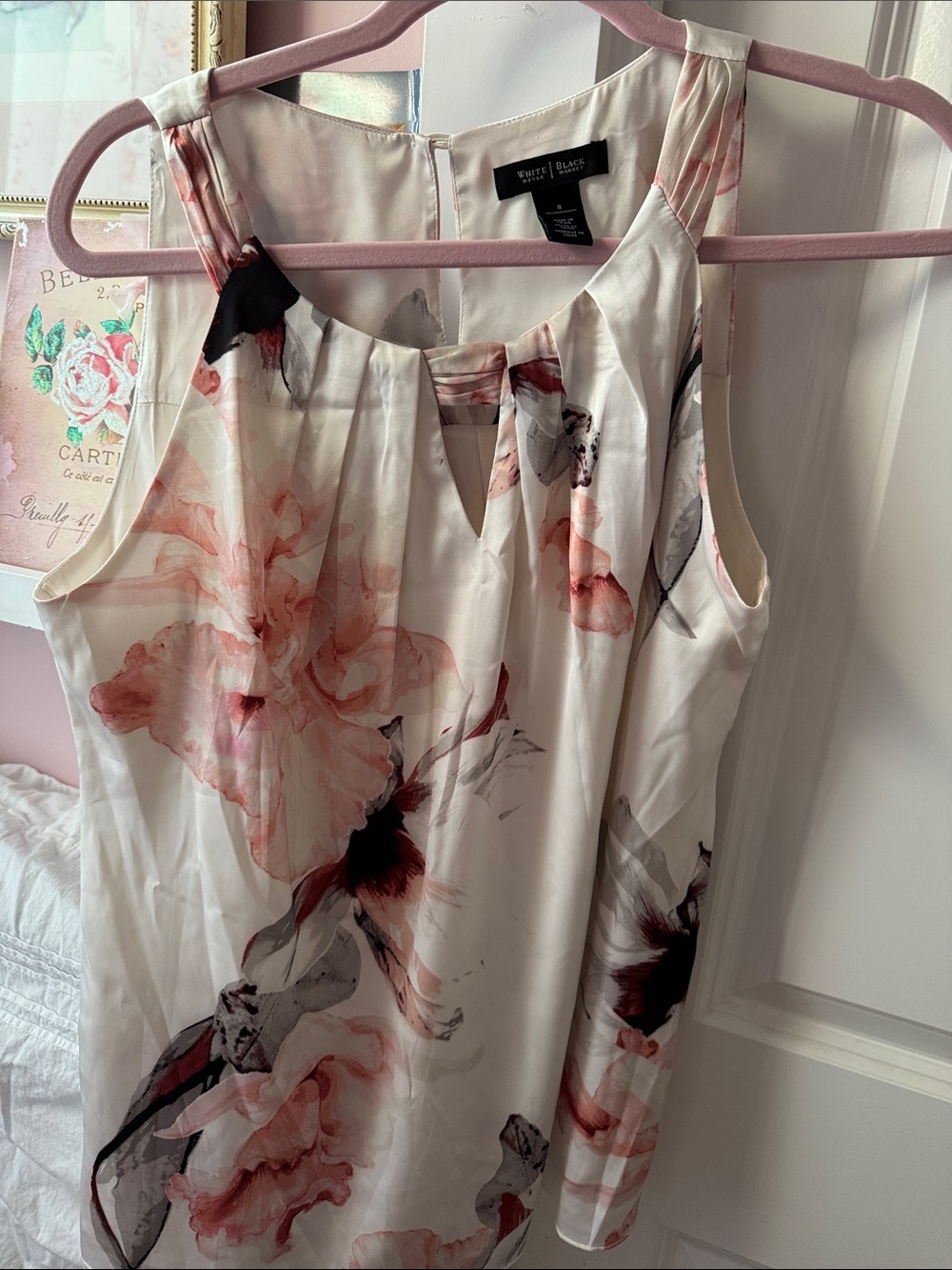 White & Pink Floral Sleeveless Blouse by White House Black Market Sz 8